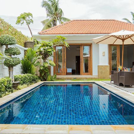 Villa Nugraha Lovina Private Pool Сінгараджа Екстер'єр фото