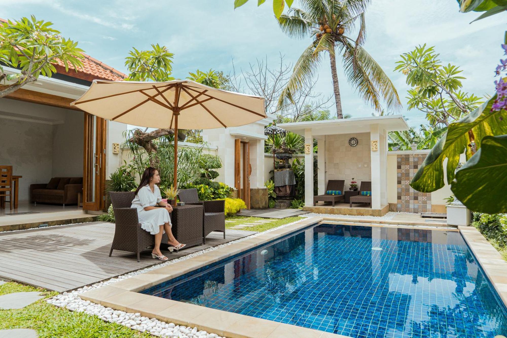 Villa Nugraha Lovina Private Pool Сінгараджа Екстер'єр фото