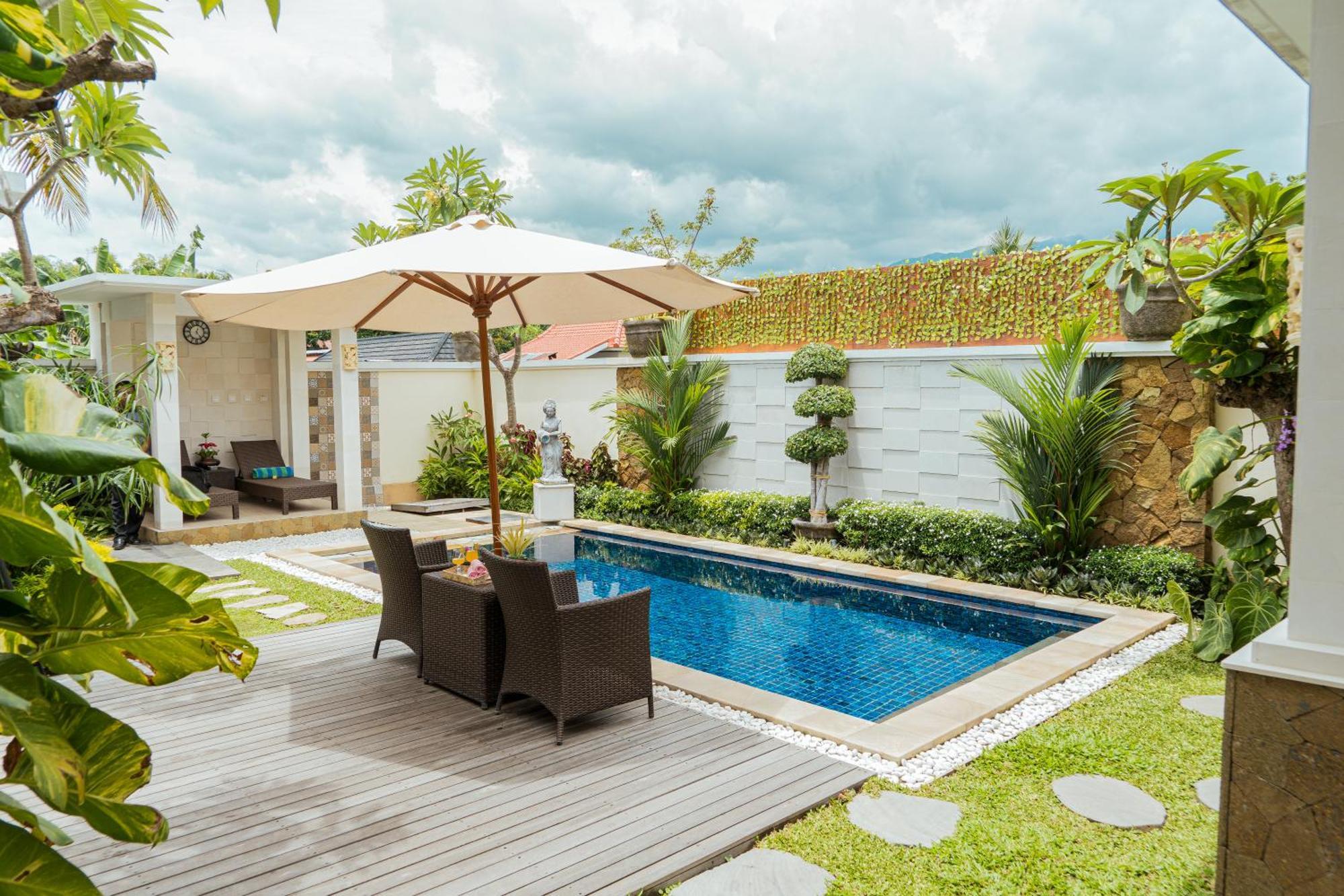 Villa Nugraha Lovina Private Pool Сінгараджа Екстер'єр фото